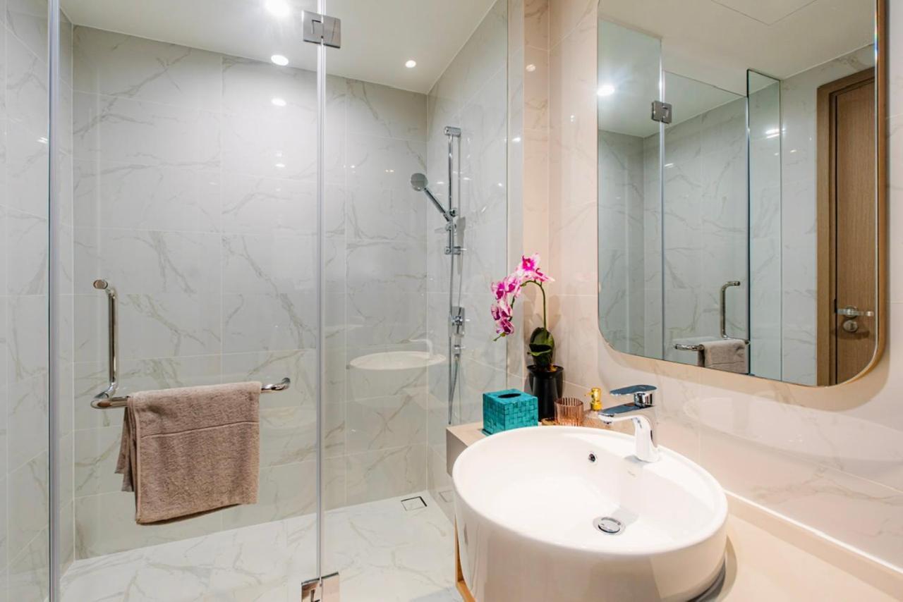 Zenity Luxury Apartment In District 1 Since 2024 Ho Chi Minh City Exterior photo